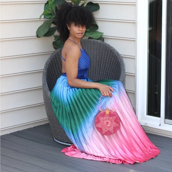 alani styles | Dresses | Ombr Pleated Maxi Dress | Poshmark